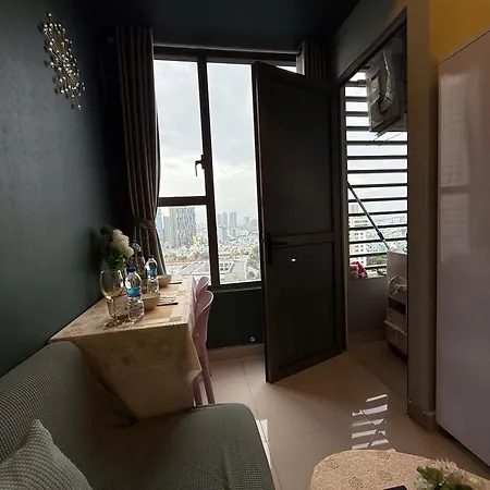 Lovely Saigon Apartment-3